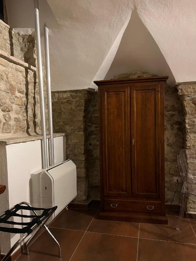 Ferienwohnung Residenze San Martino - Casa Della Fucagna Bovino Exterior foto